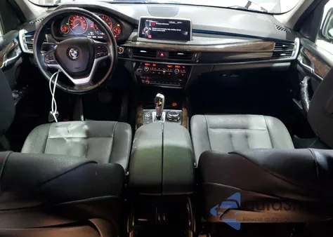 2015 BMW X5 xDrive35I z USA, uszkodzony, nr VIN 5UXKR0C52F0K59635